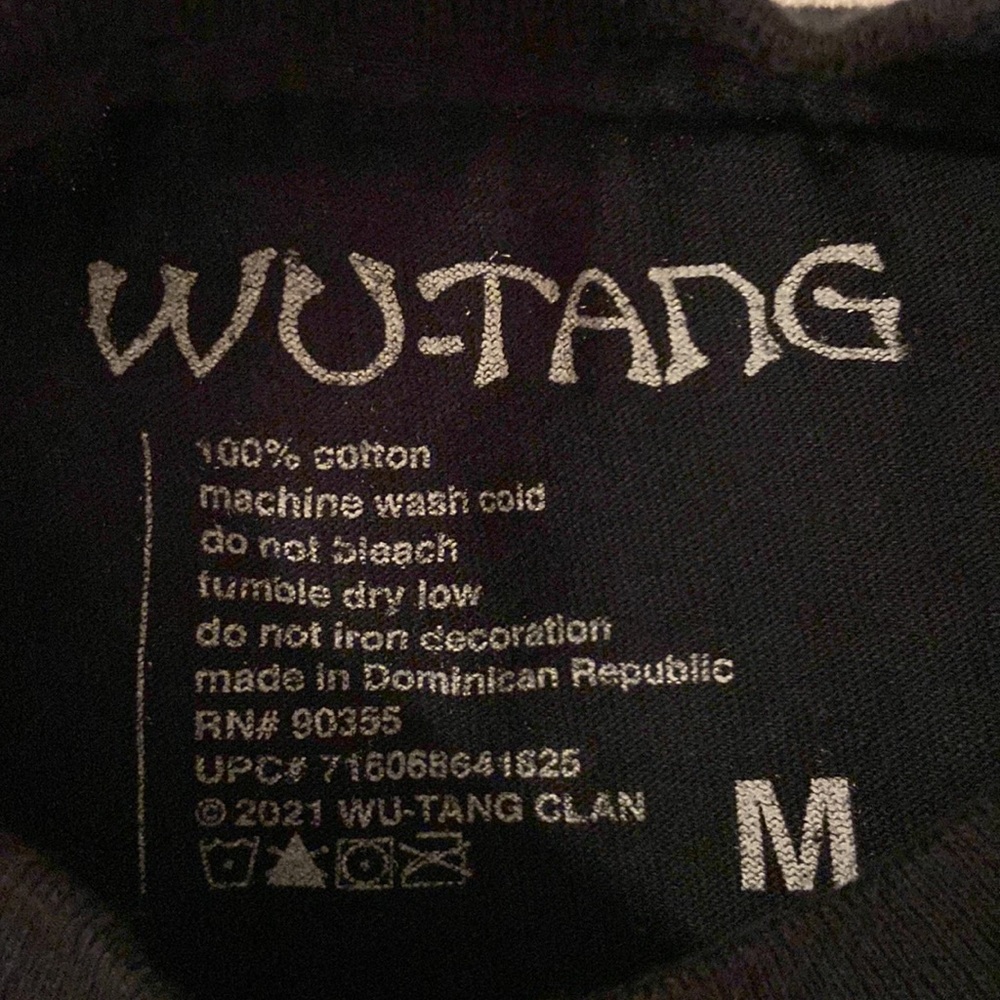 Official Wu-Tang tee shirt - Picture 2 of 3